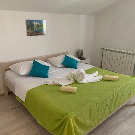 Lana Lejlighed Biograd Na Moru Værelse billede